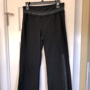Athlete wide leg pants